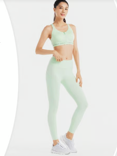 Women's Zip-Up Sports Bra – Adjustable Support