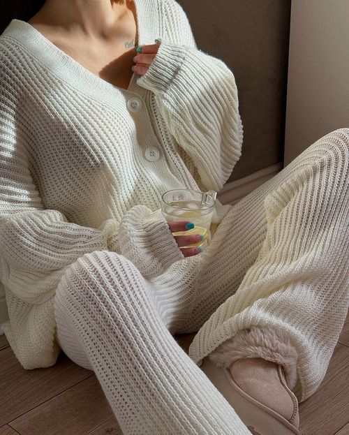 ikrush-emma-chunky-knitted-button-up-cardigan-wide-leg-trousers-co-ord-set-1709028171Snapinsta.app-424566749-1034996767562700-3703499521669383624-n-1080.jpg