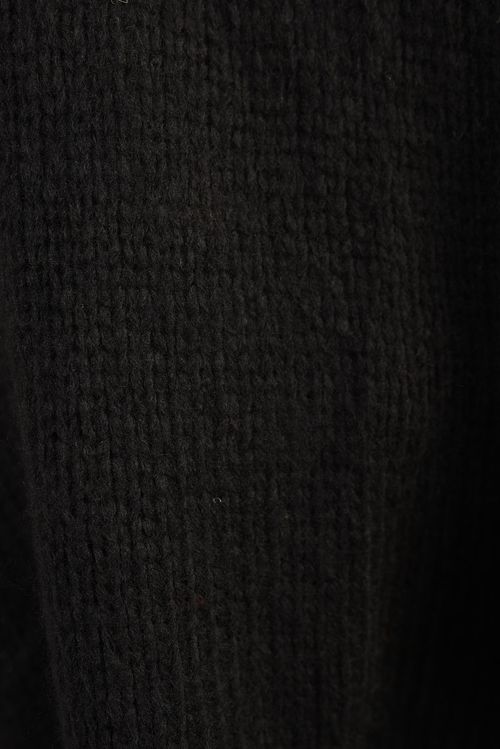 ikrush-brynn-asymmetric-oversized-knitted-jumper-1730474613-DSC4431.jpg