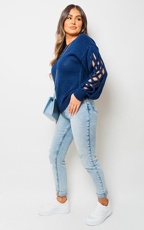 ikrush-abigail-cable-knit-jumper-with-cut-out-detail-1692465857-DSC2216.jpg